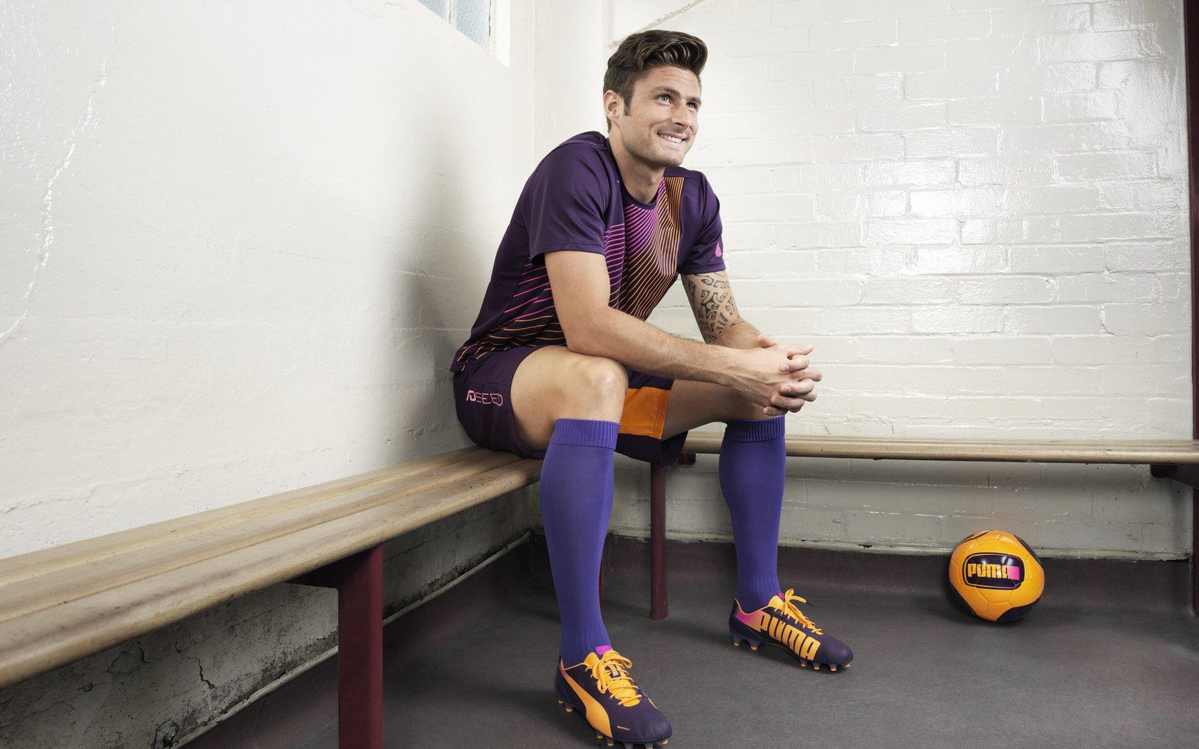 莱万里程碑之夜，巴萨生涯150场铸就传奇之路