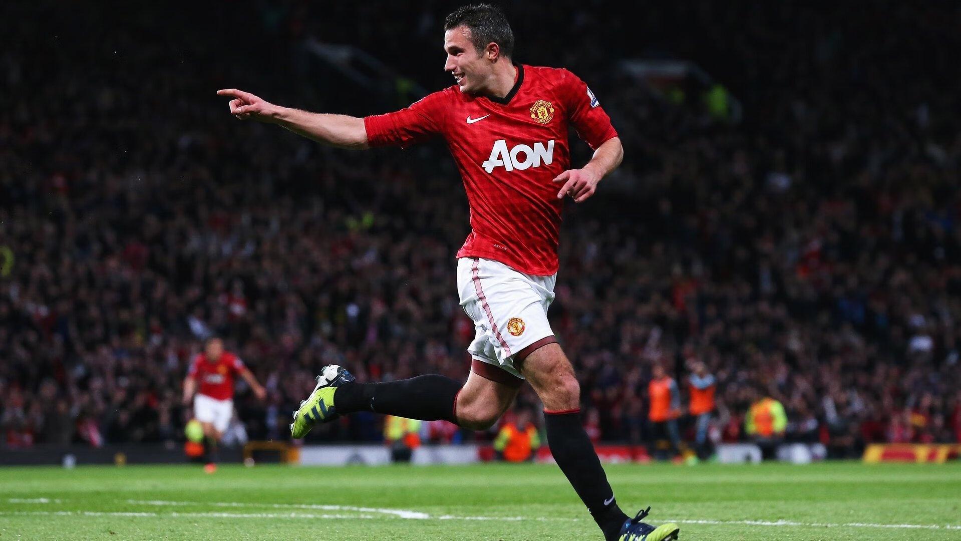 土超豪门锁定锋线强援？莱万与费内巴切传闻